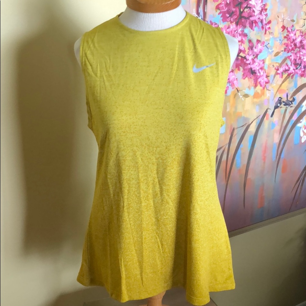 Like New Nike Yellow Ombré Exercise Tank Top Lg.